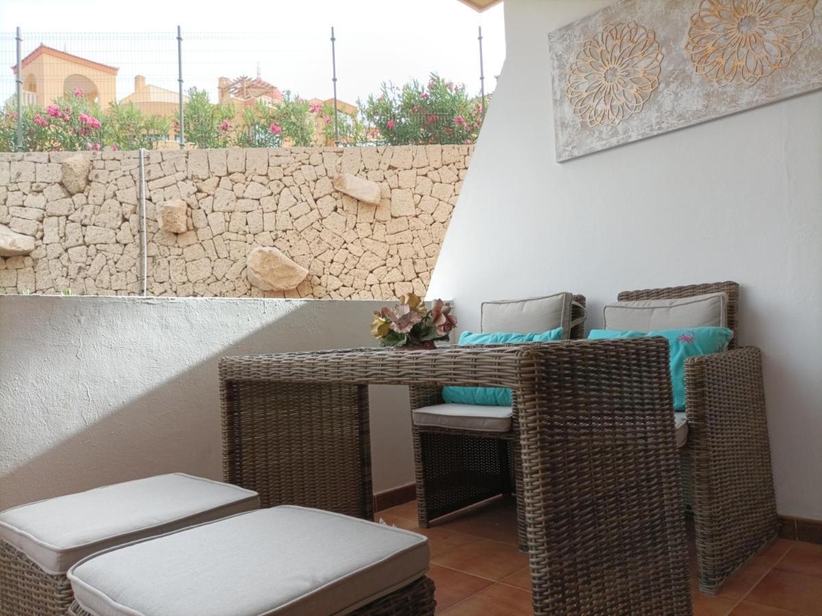 Апартаменты Estudio En Tenerife Con Piscina / Study Flat With Pool Сан Мигель Экстерьер фото